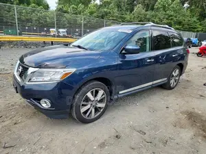 Nissan Pathfinder 2014 Blue