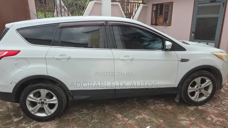 Ford Escape SE 2013 White