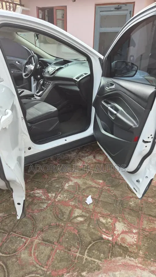 Ford Escape SE 2013 White