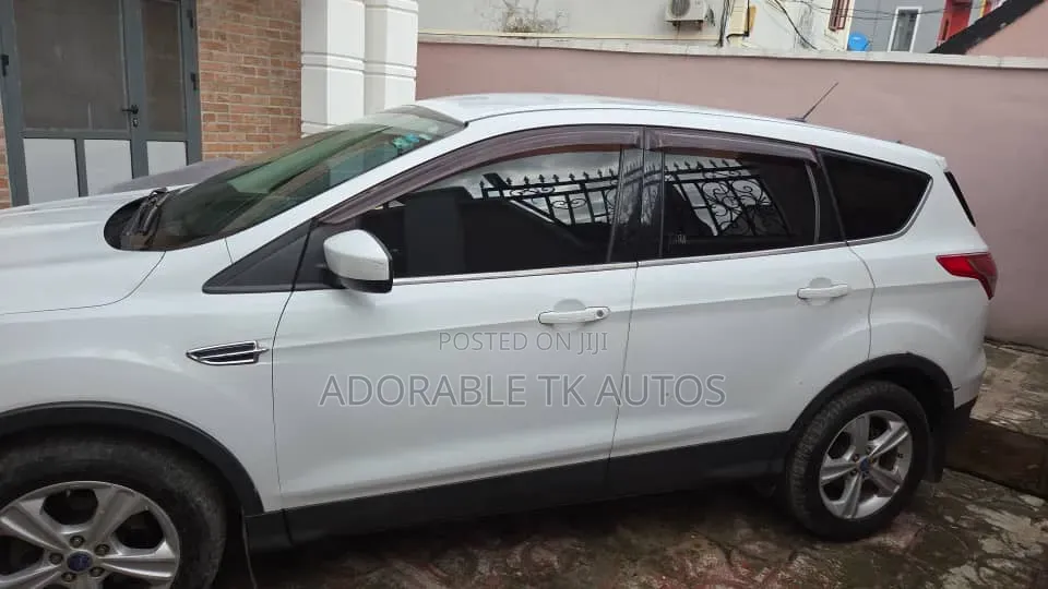 Ford Escape SE 2013 White