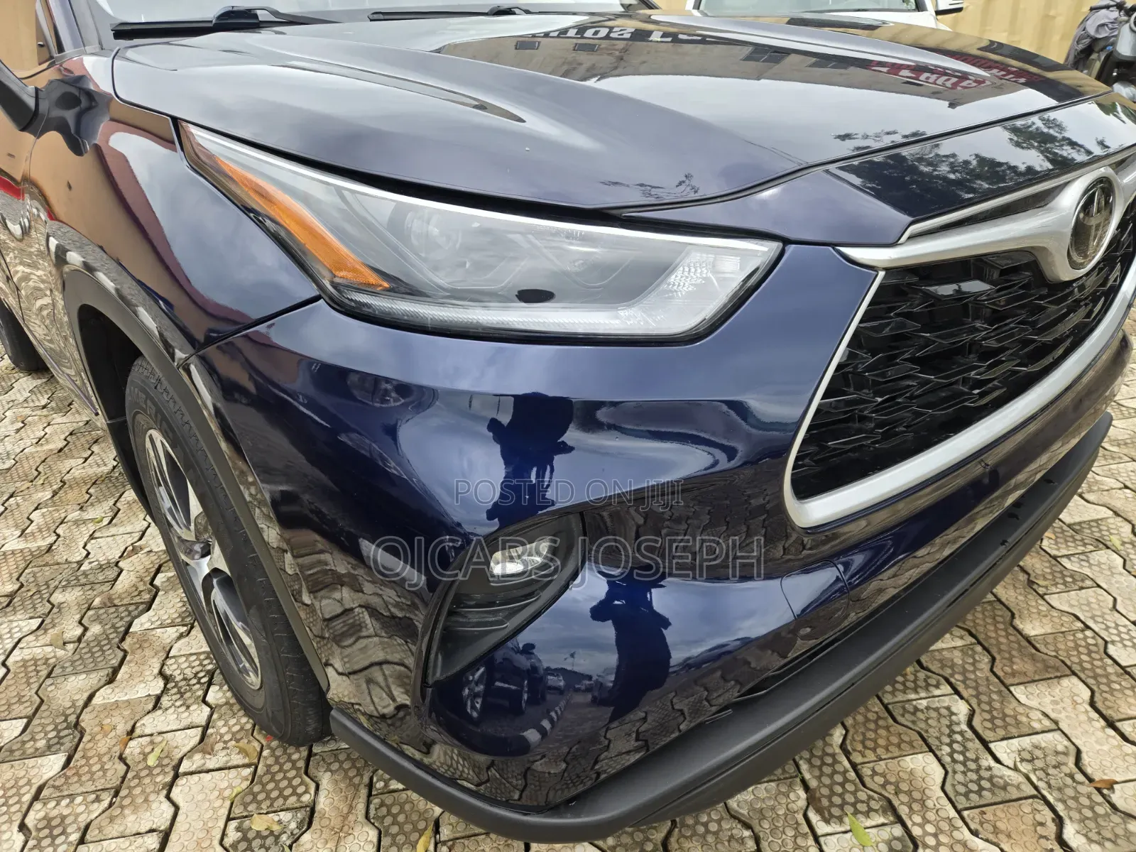 Toyota Highlander XLE 2022 Blue