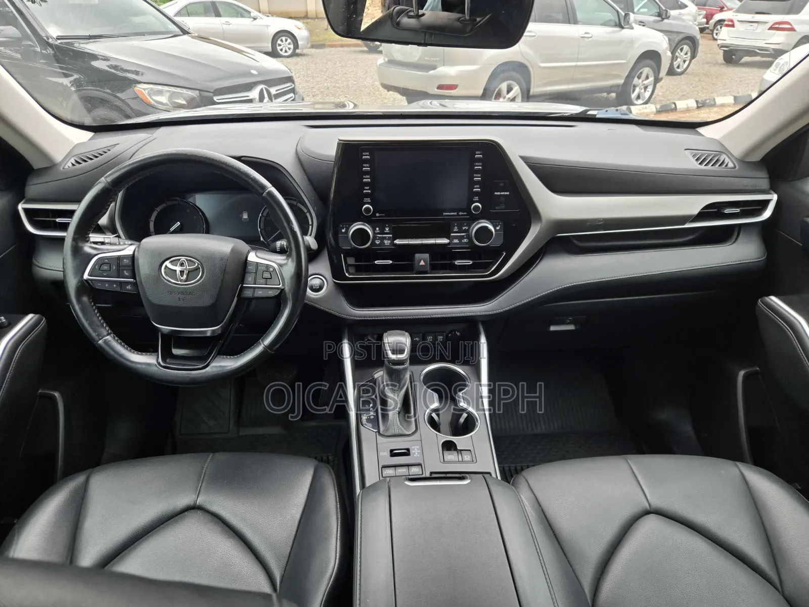 Toyota Highlander XLE 2022 Blue