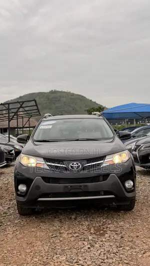 Toyota RAV4 Limited AWD (2.5L 4cyl 6A) 2013 Black