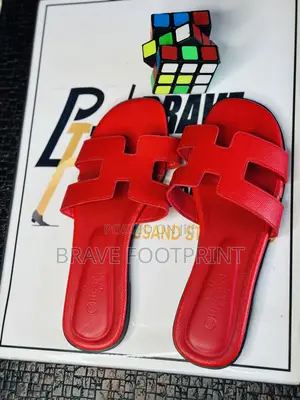 Female Flats