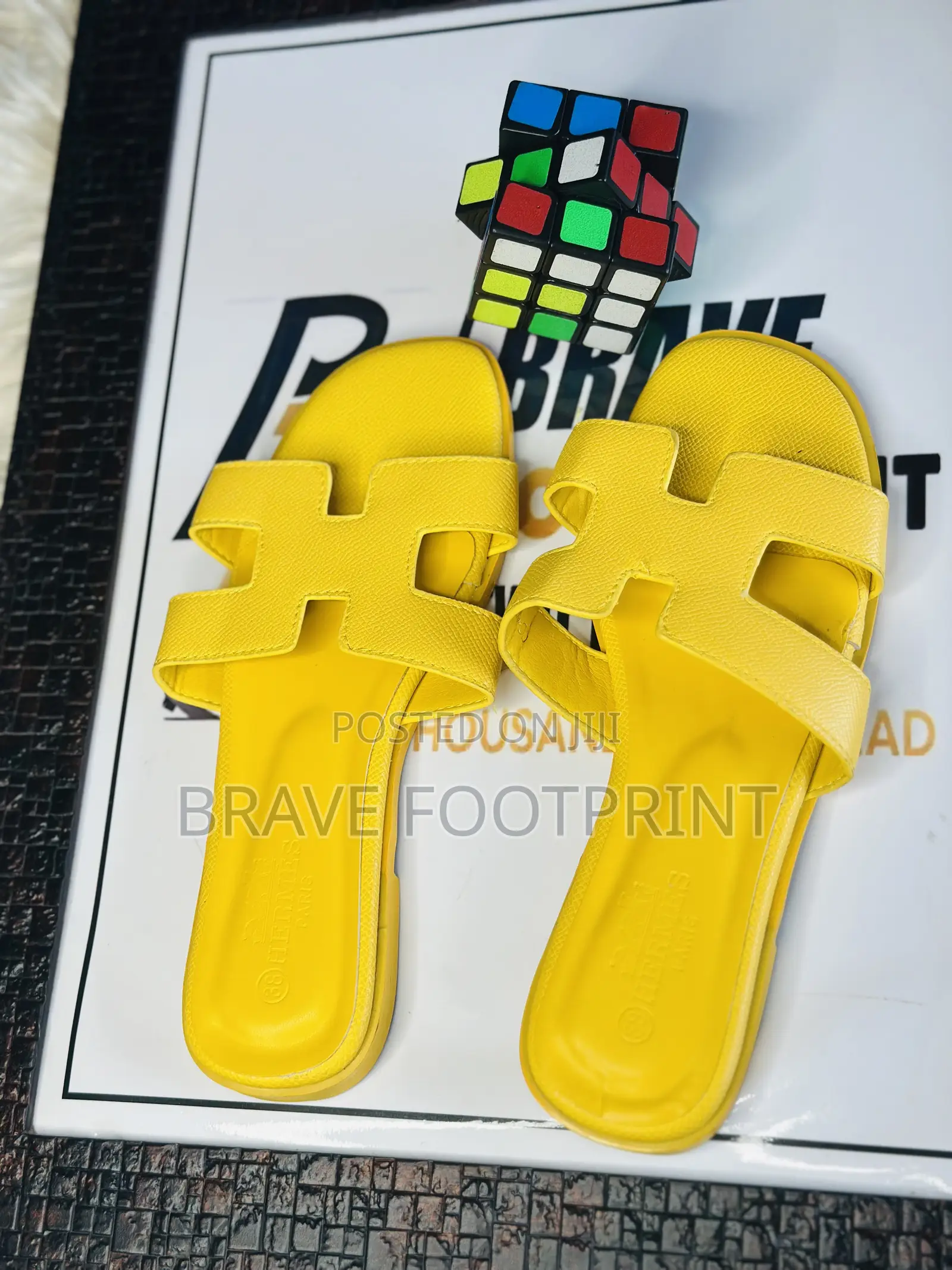 Female Flats