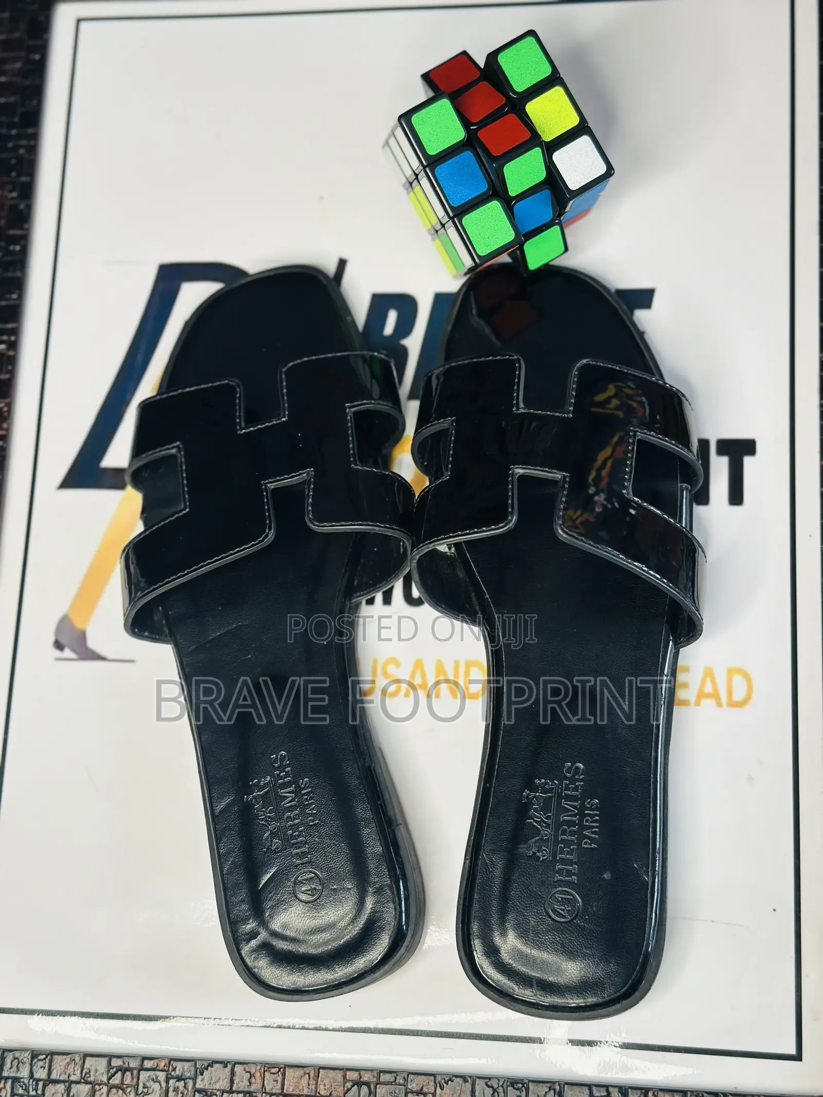 Female Flats