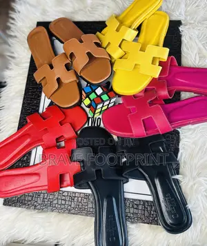 Female Flats