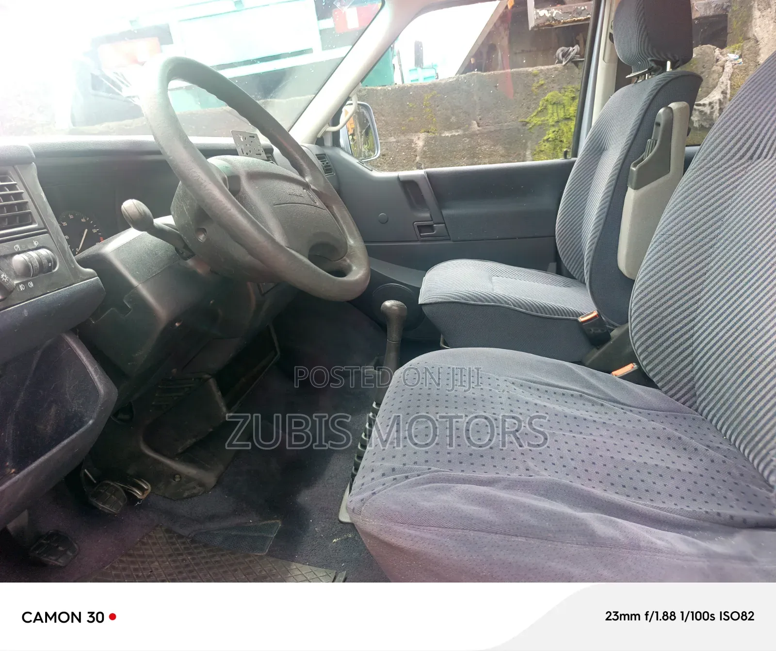 Volkswagen Transporter 2005 Blue