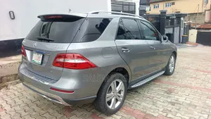 Mercedes-Benz M Class ML 350 BlueTEC 4Matic 2012 Gray