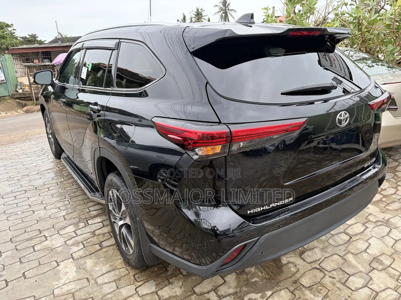 Toyota Highlander XSE 2021 Black
