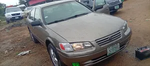 Toyota Camry Automatic 1999 Gray