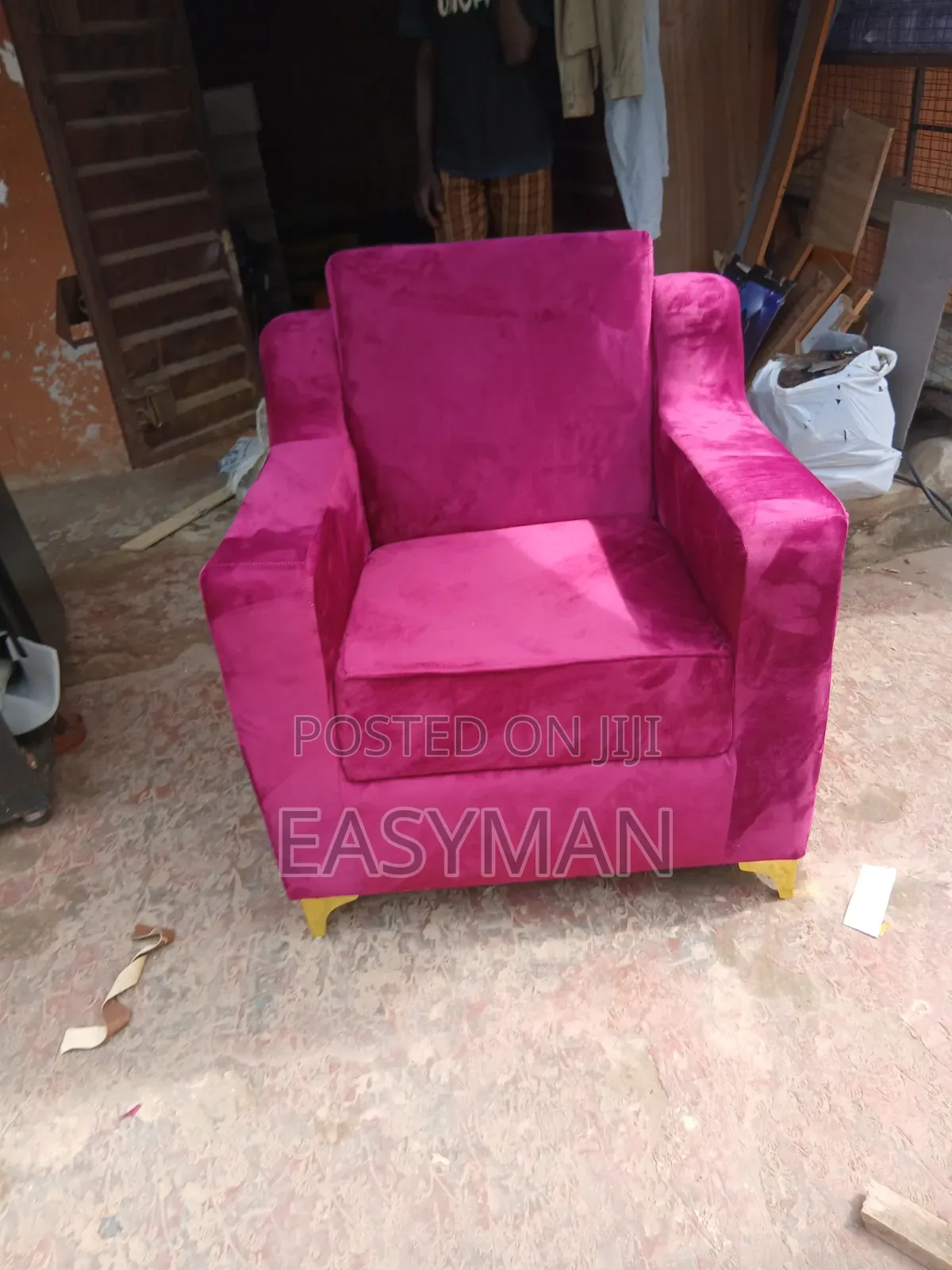 Beatesful Single Chair