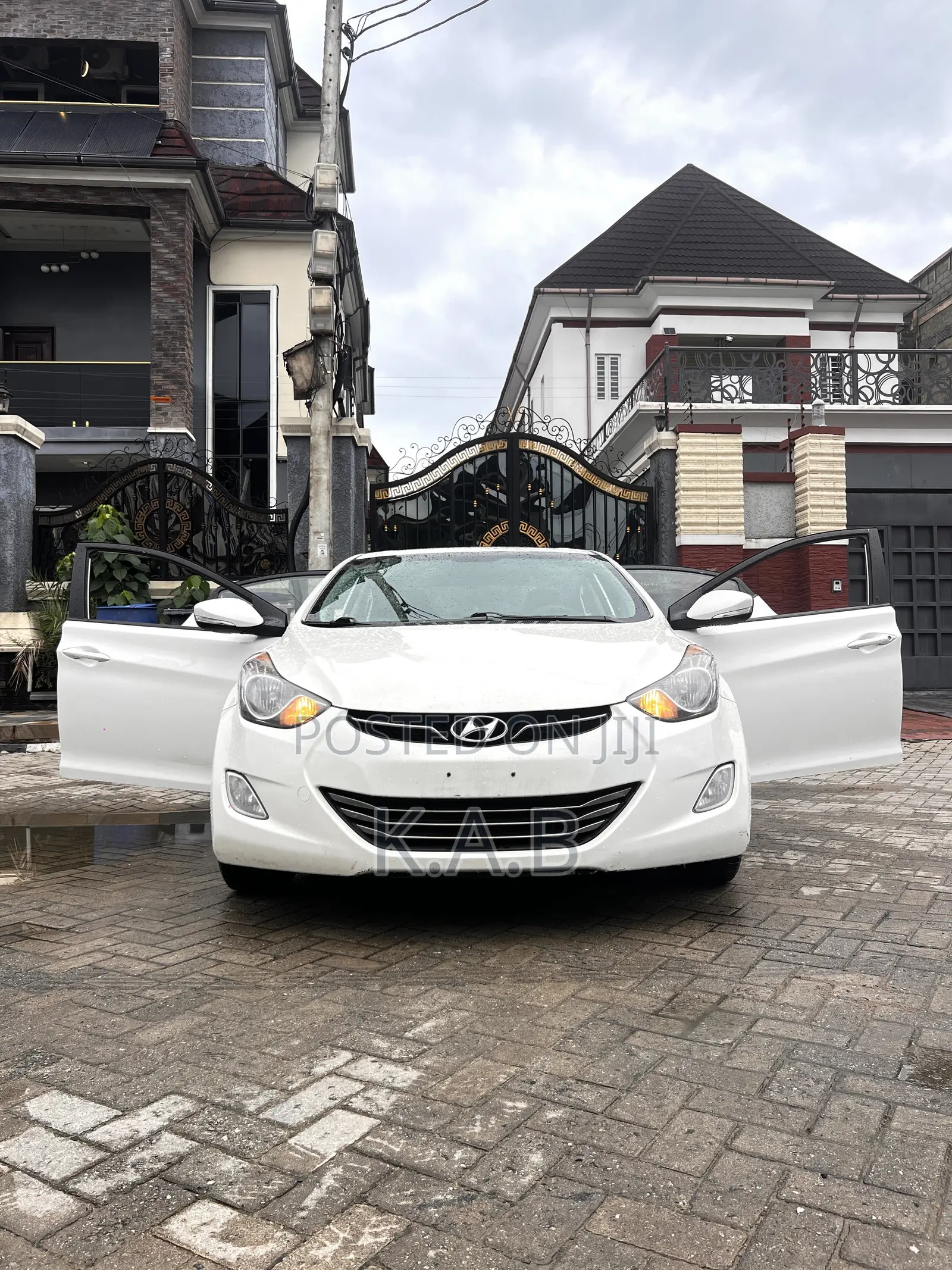 Hyundai Elantra 2013 White