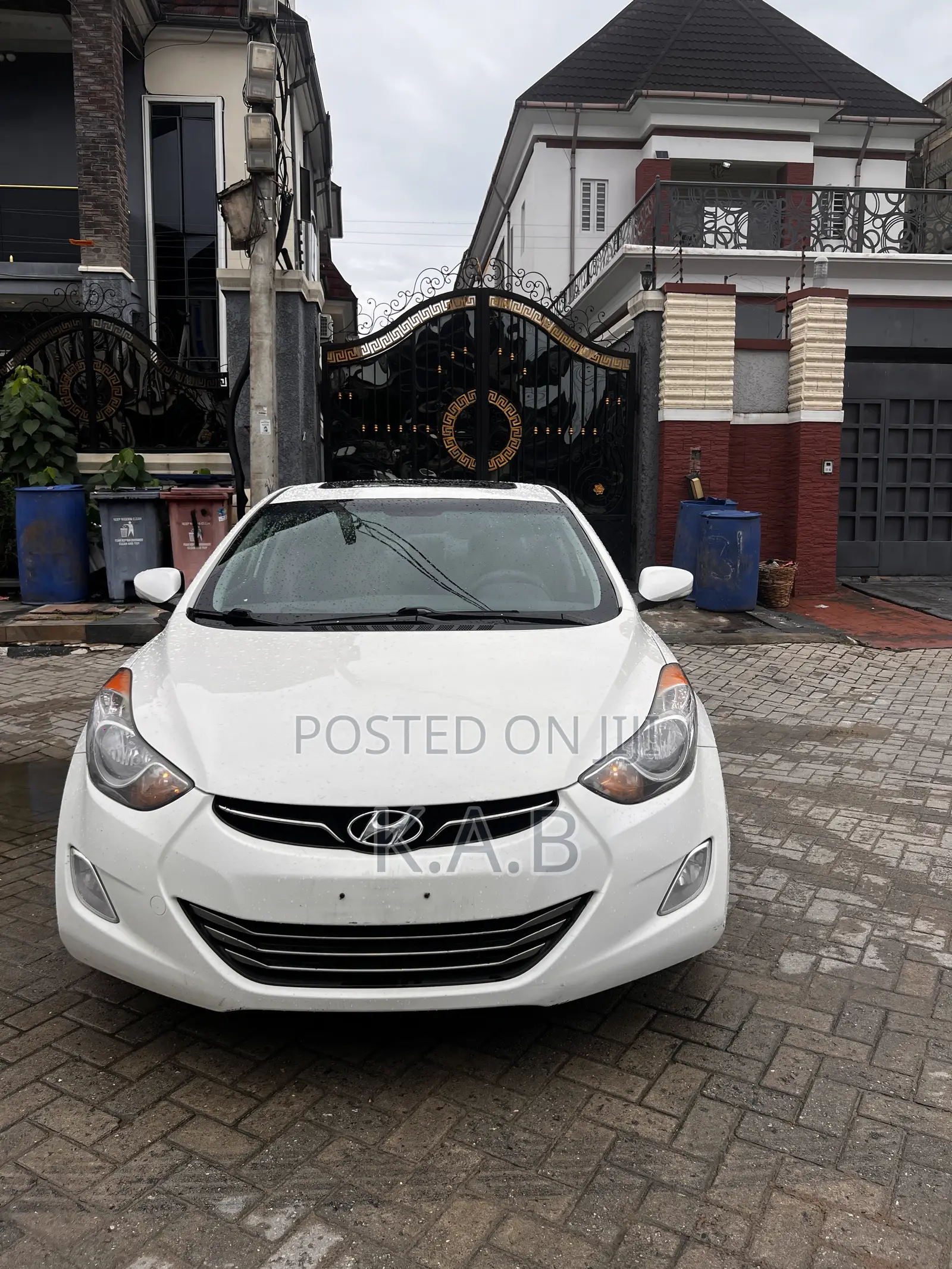 Hyundai Elantra 2013 White