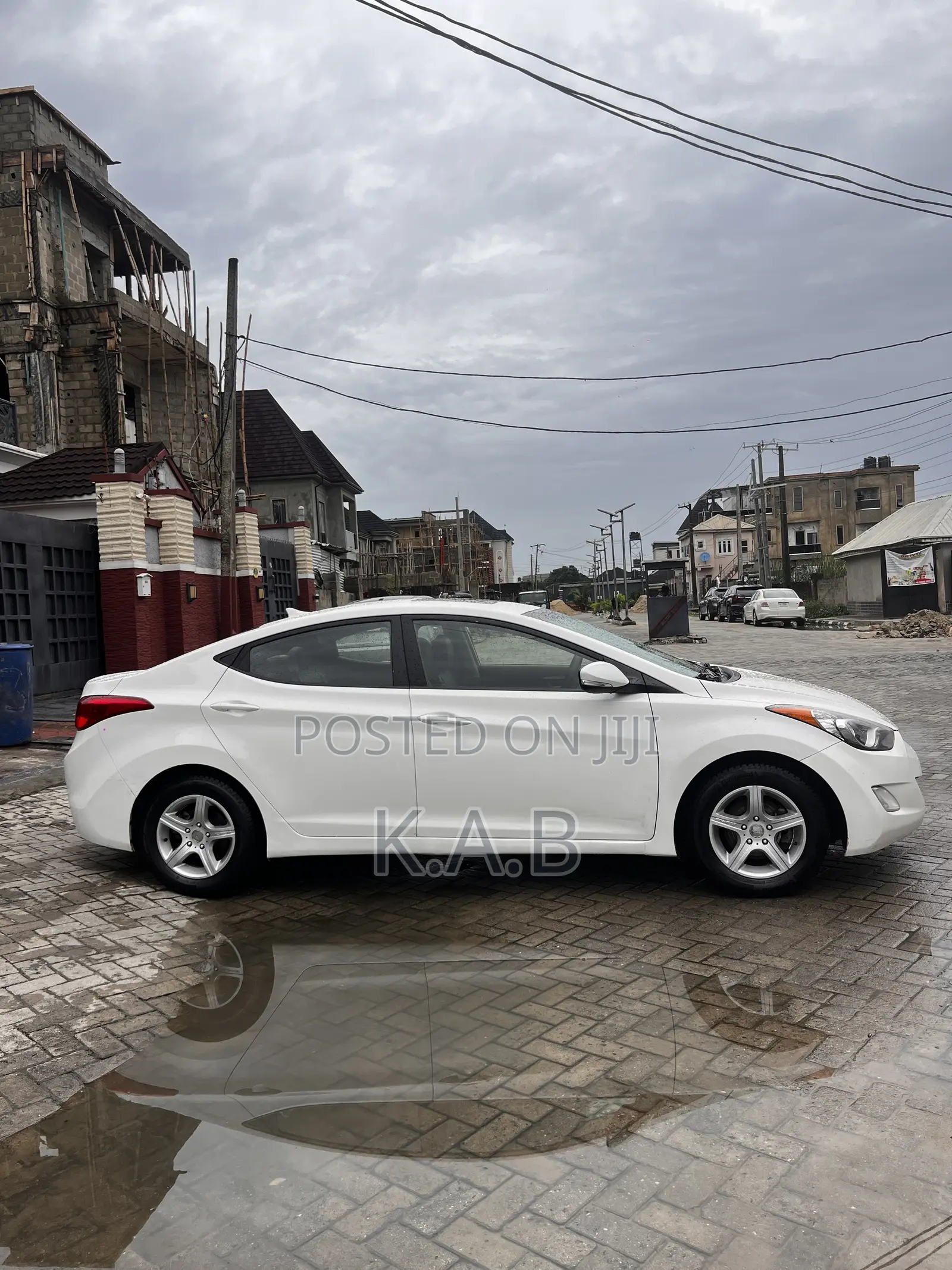 Hyundai Elantra 2013 White