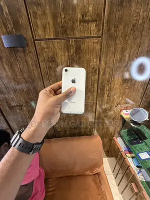 Apple iPhone XR 128 GB White
