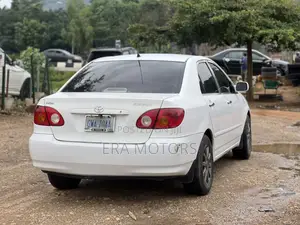Toyota Corolla 2004 White