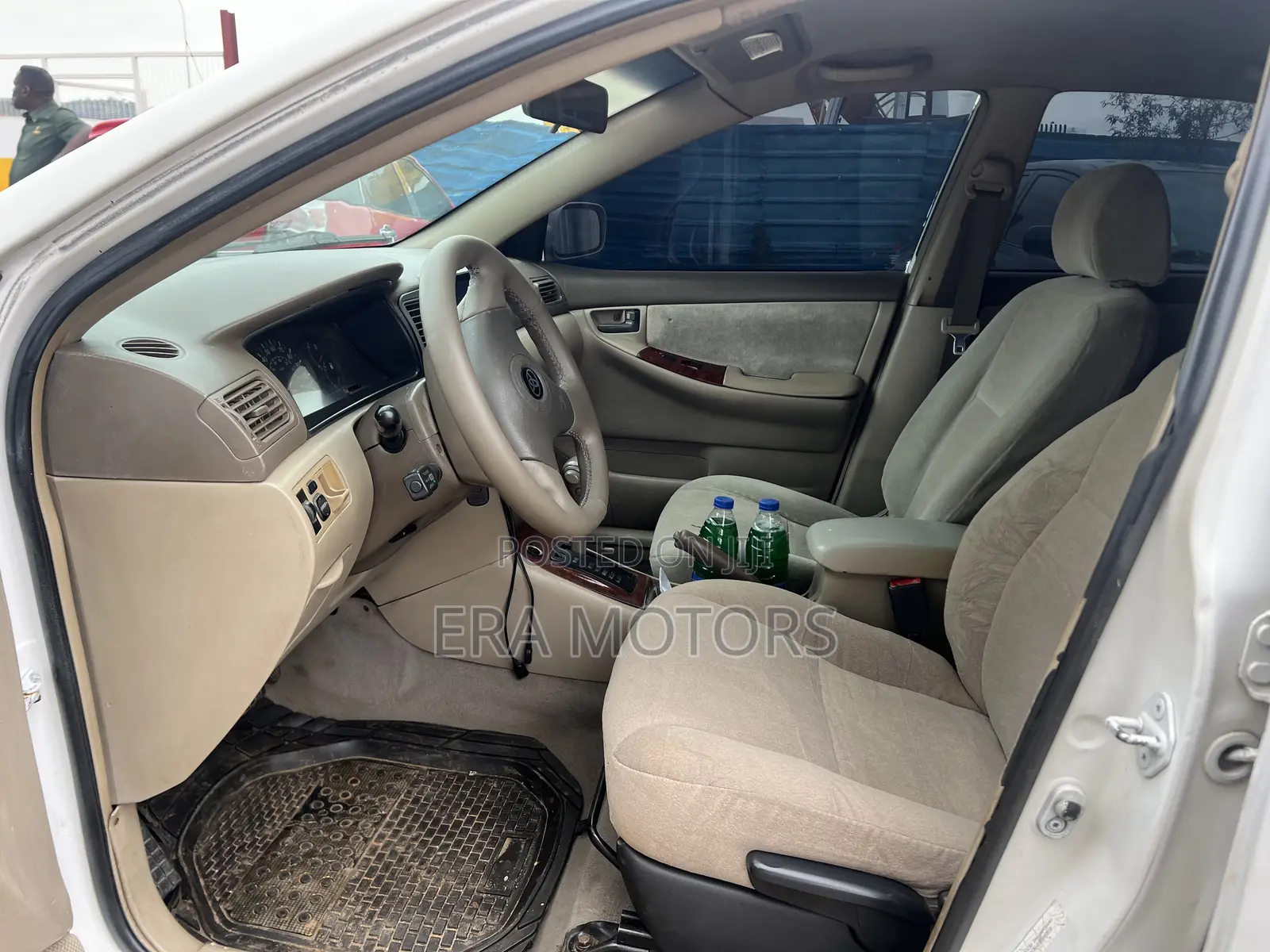 Toyota Corolla 2004 White