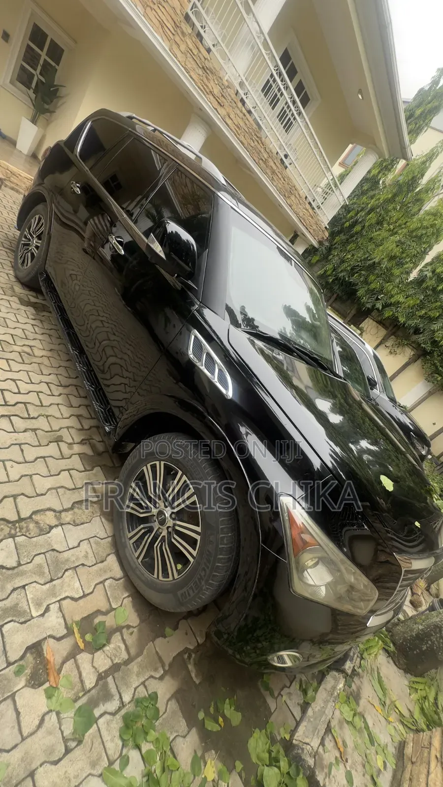 Infiniti QX56 2011 Black