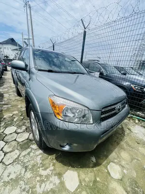 Toyota RAV4 2.4 2008 Green