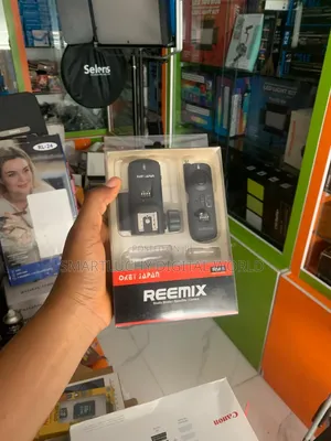 Reemix Rm II Wireless Shutter Remote for Camera &Studio Flash Trigger