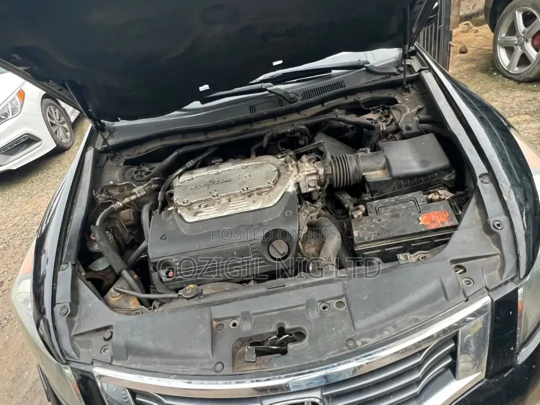 Honda Accord 2010 Black