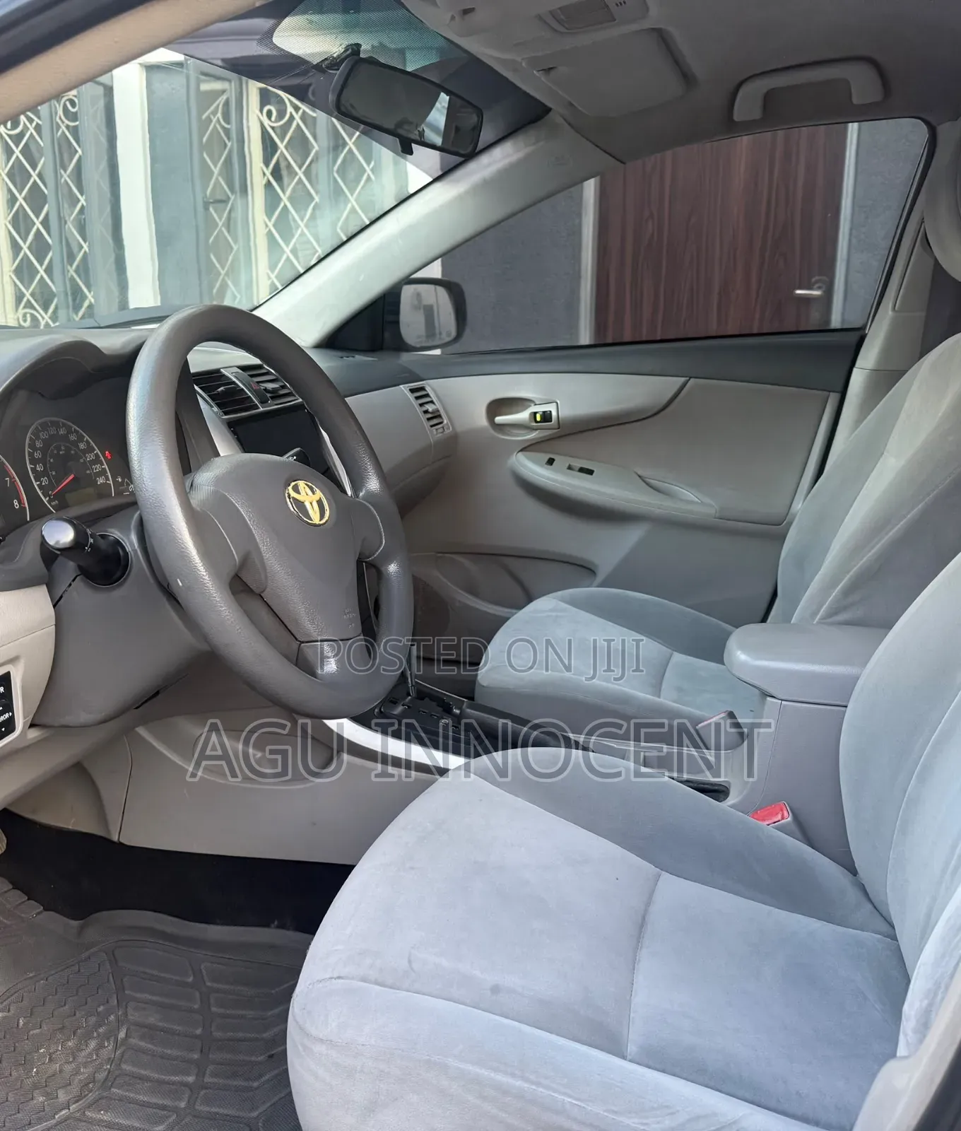 Toyota Corolla 2009 Silver