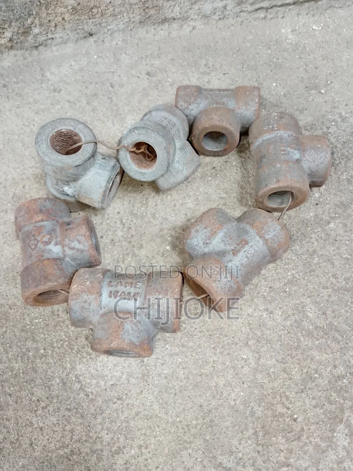 11/2*2000 Threaded Elbow