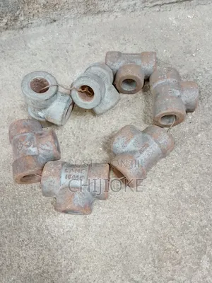 11/2*2000 Threaded Elbow