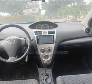 Toyota Yaris 2008 Gray