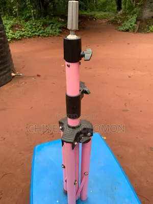 Wig Tripod