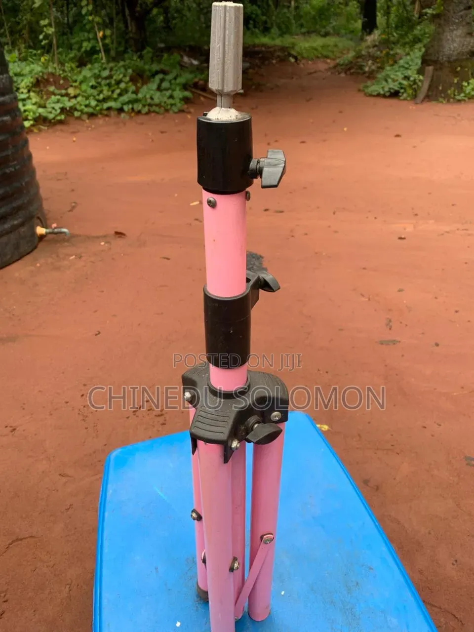 Wig Tripod