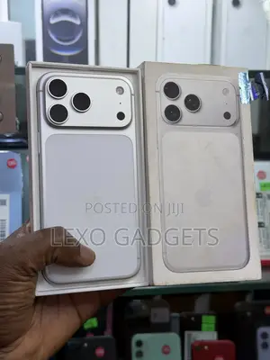 New Apple iPhone 17 Pro Max 256 GB Silver