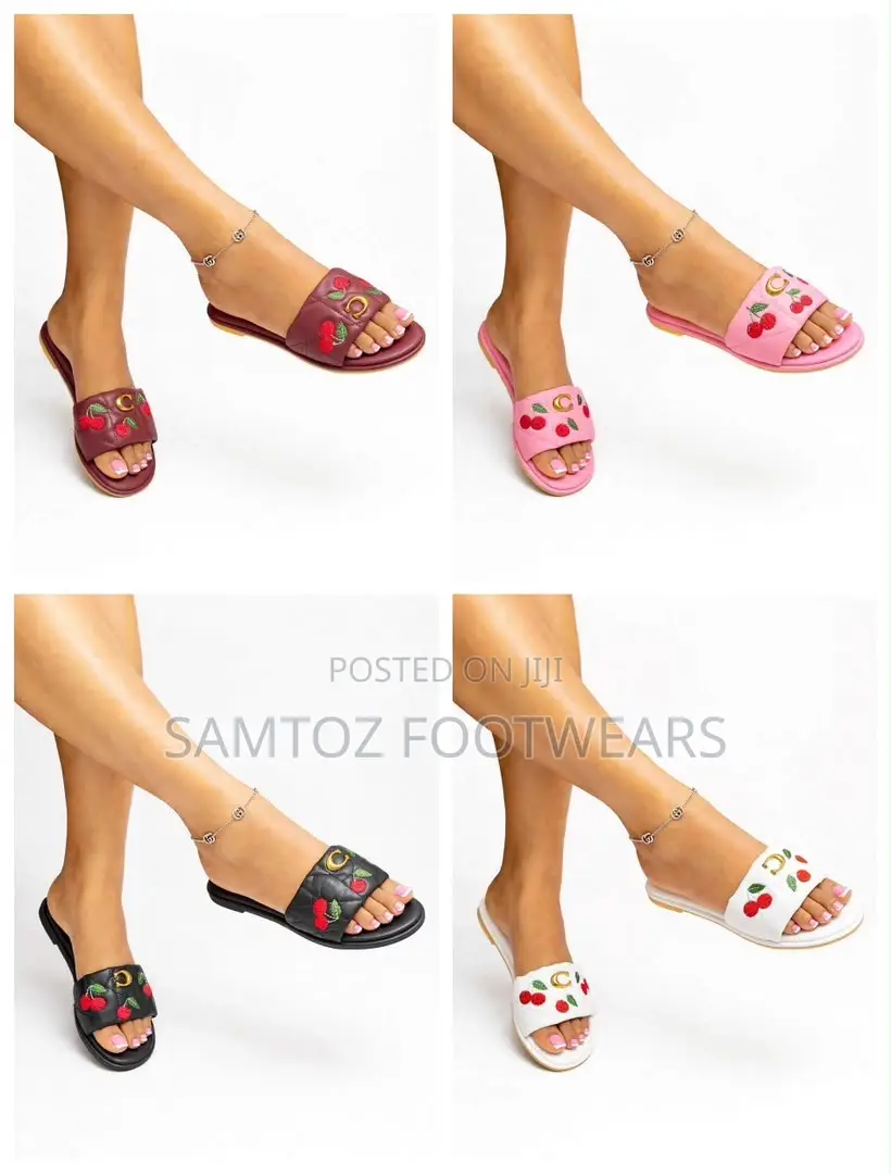 Slippers (Coach)