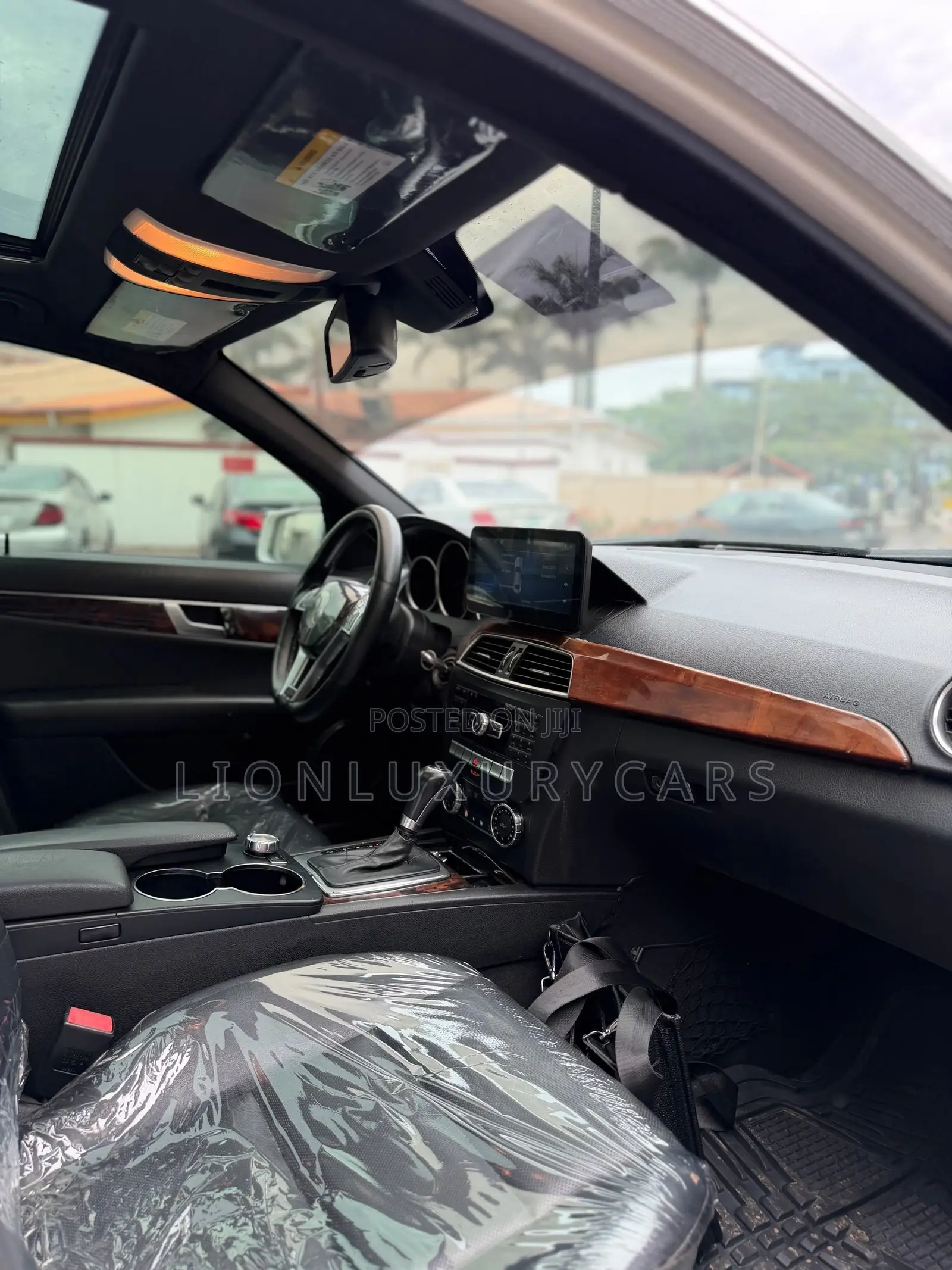 Mercedes-Benz C300 2012 White