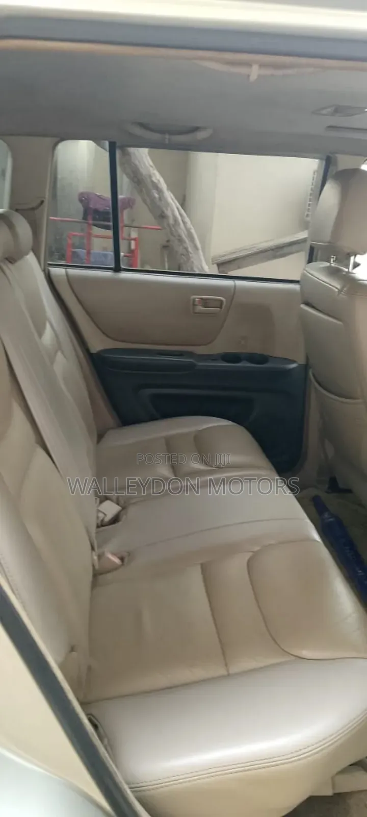Toyota Highlander 2001 Beige