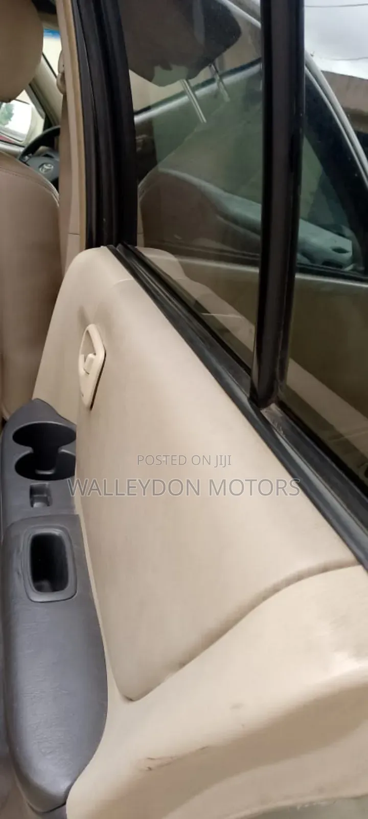 Toyota Highlander 2001 Beige
