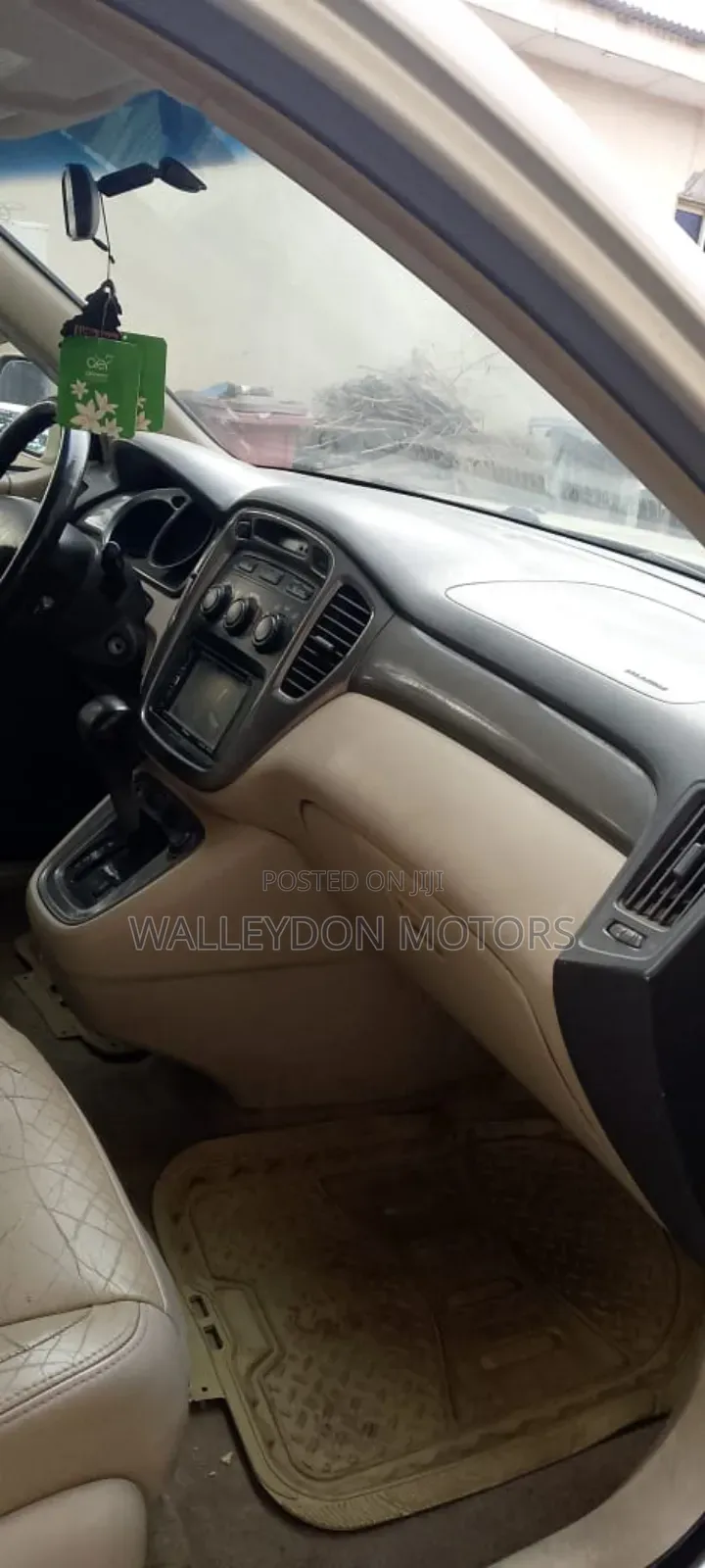 Toyota Highlander 2001 Beige