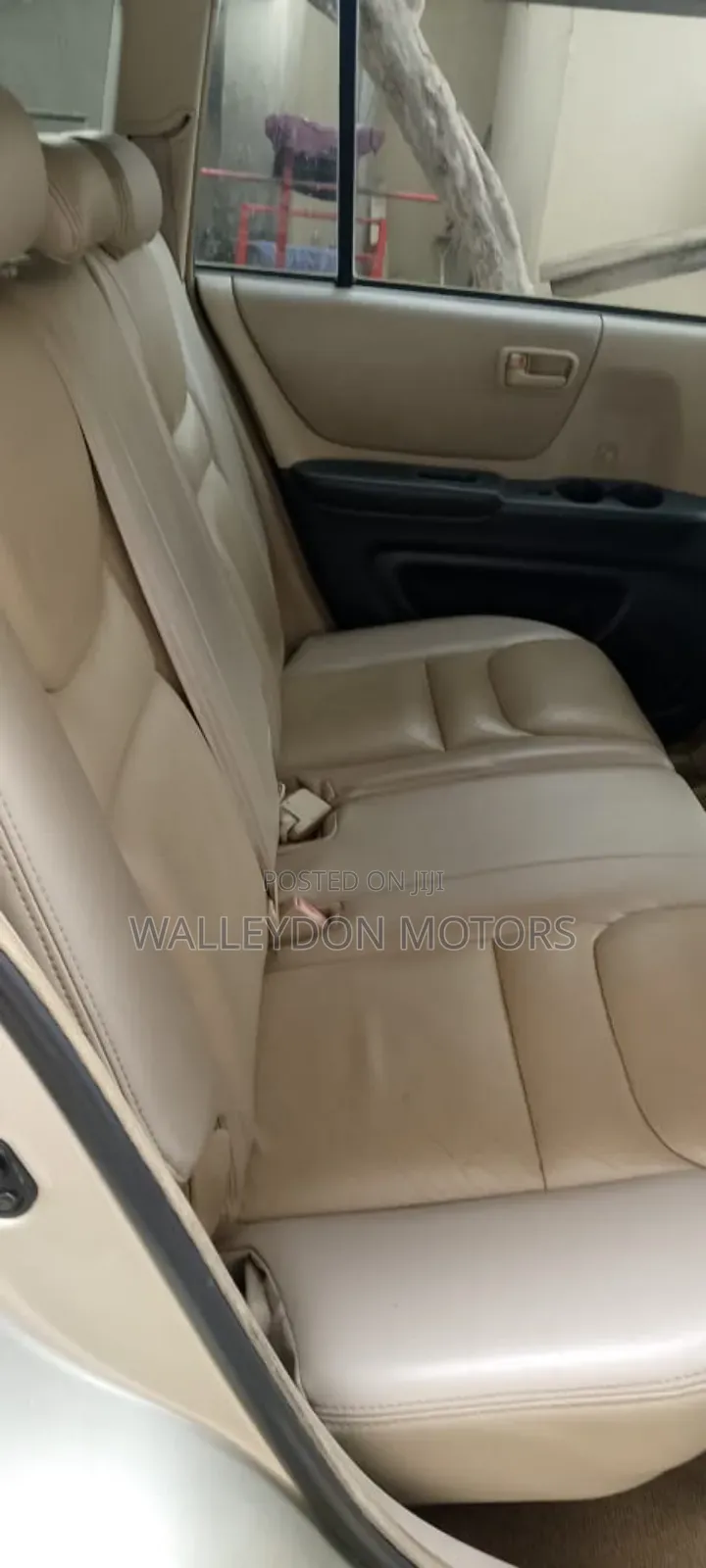 Toyota Highlander 2001 Beige