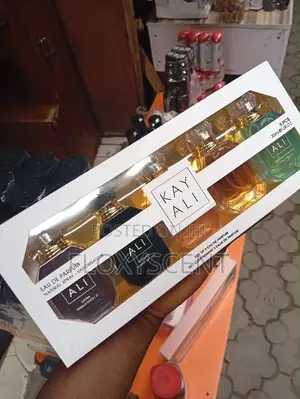 KAYALI Perfume Set