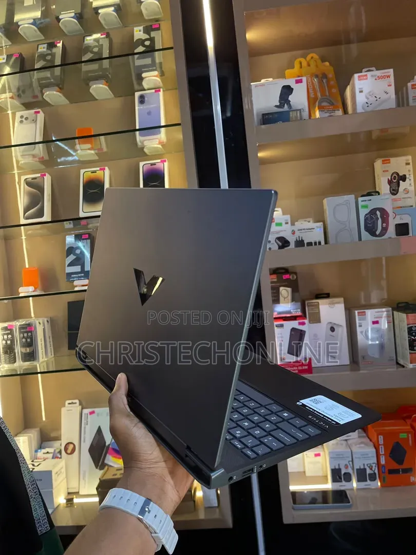 Laptop Alienware 16 Aurora 32GB Nvidia SSD 1T