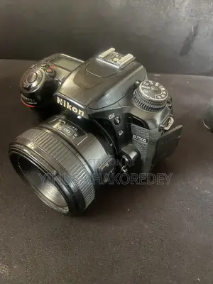 Nikon D7500