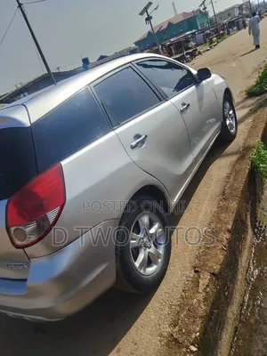 Toyota Matrix Standard AWD (1.8L 4cyl 4A) 2004 Silver