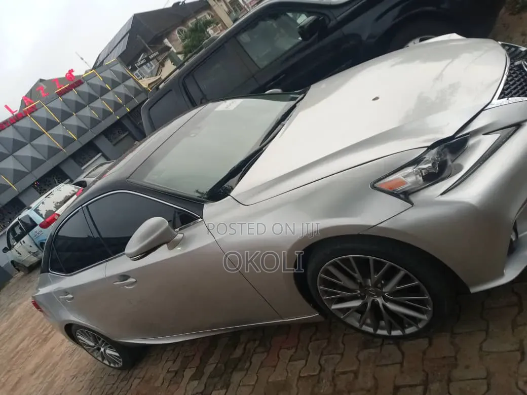 Lexus ES 2016 Silver