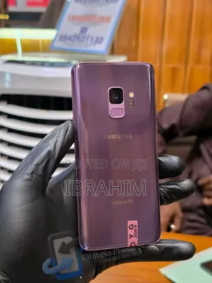 New Samsung Galaxy S10 128 GB Black