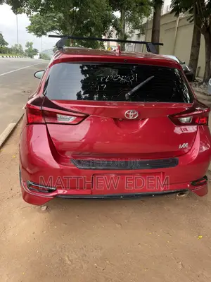 Toyota Corolla L 4dr Sedan (1.8L 4cyl CVT) 2017 Red