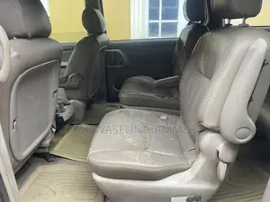 Toyota Sienna 2005 Gold