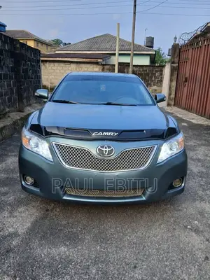 Toyota Camry 2010 Gray