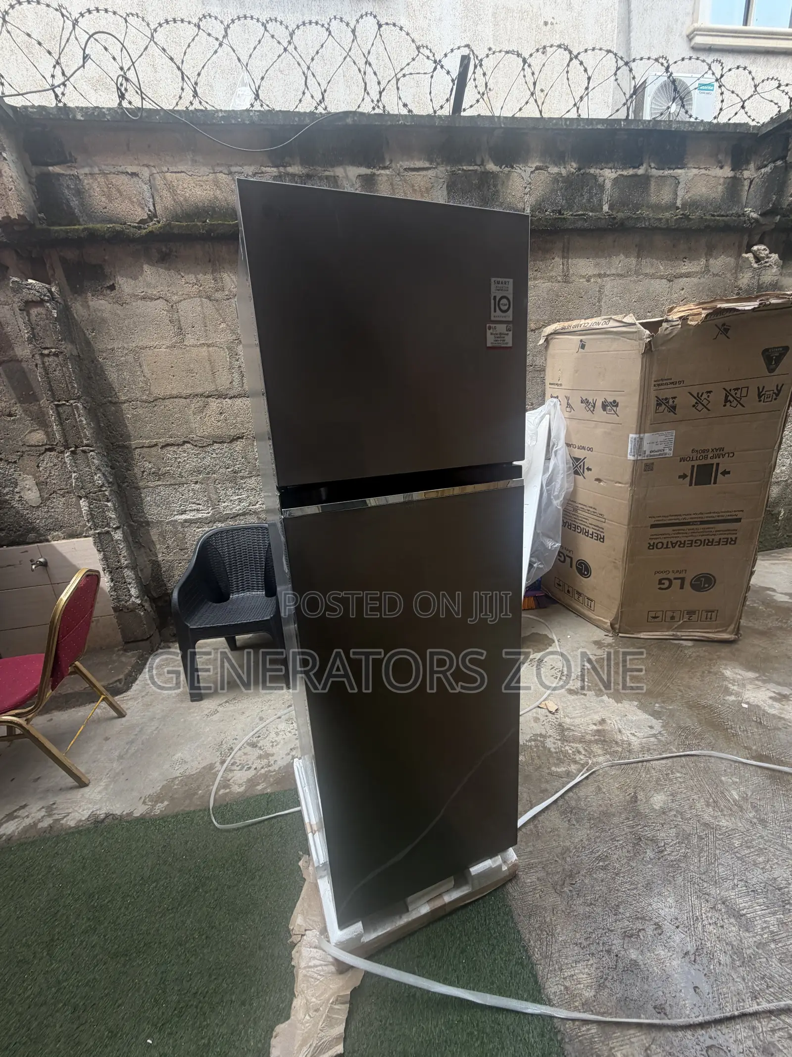 LG 287L Inverter Two-Door Kitchen Fridge