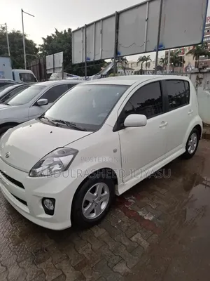 Daihatsu Sirion 2011 Off white